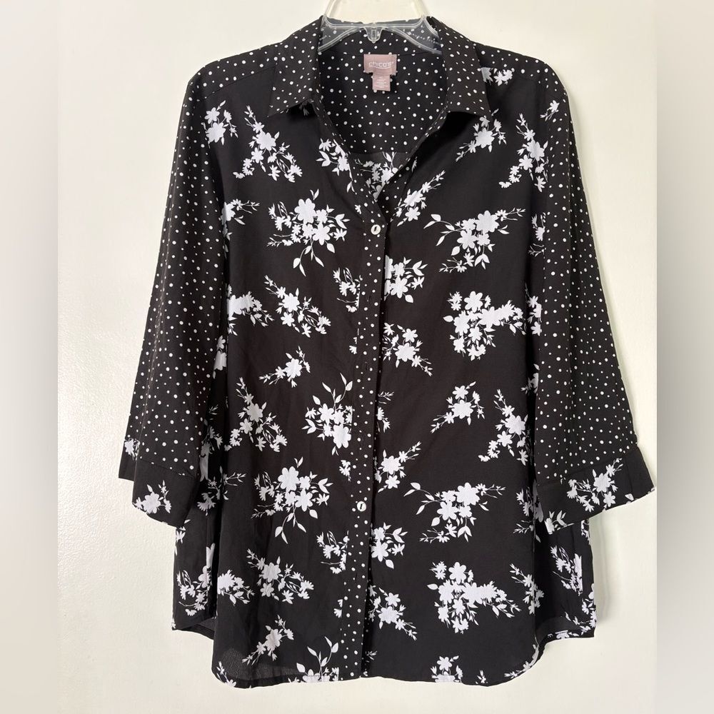 Chicos Floral Button Down Blouse Size 2 Large Black White Mixed Print Top Shirt